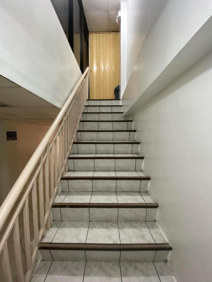 Romy'S Place - Entire 3Rd Floor Apartment วีกัน ภายนอก รูปภาพ
